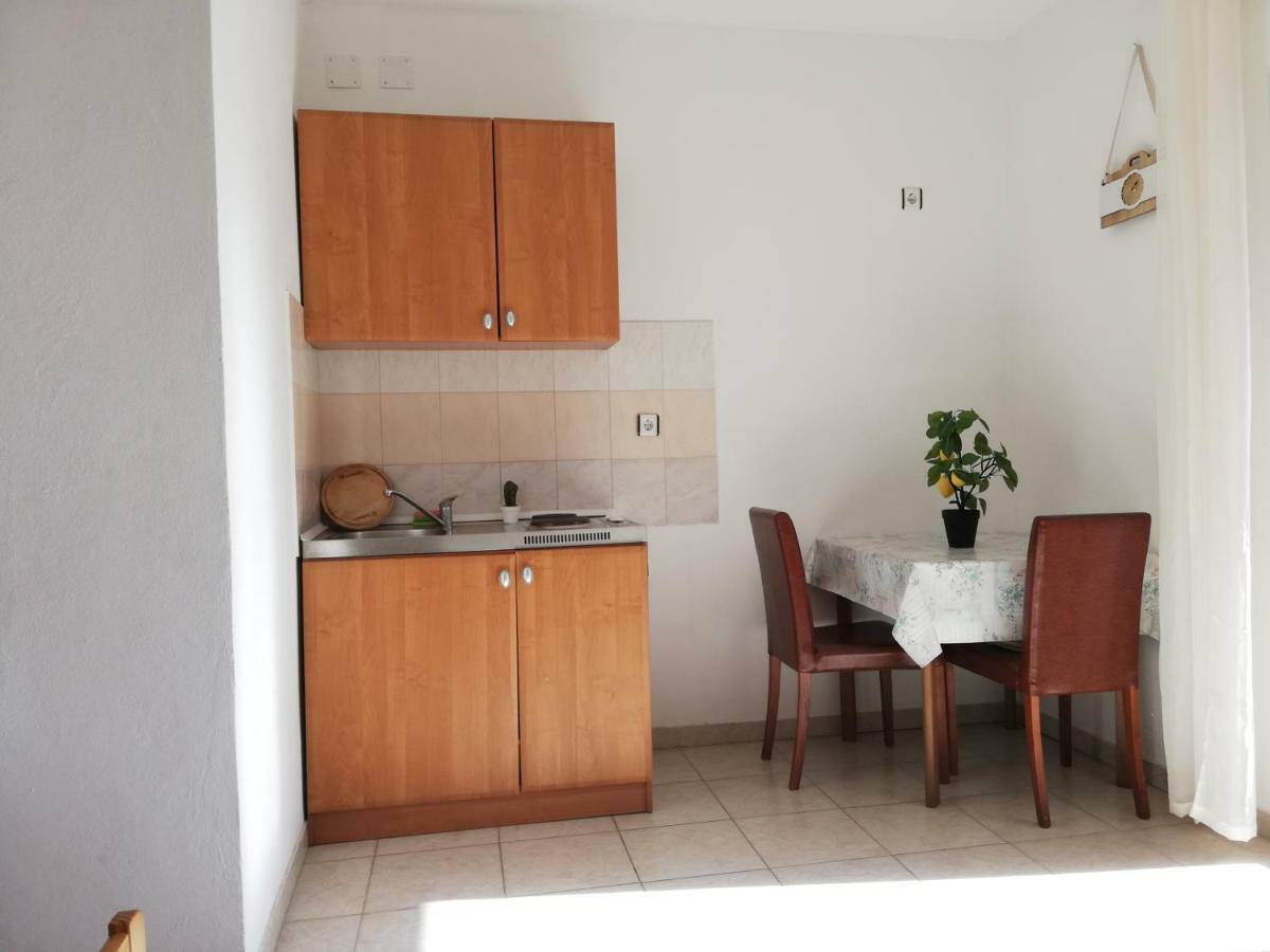 Apartment Maria Zara Esterno foto