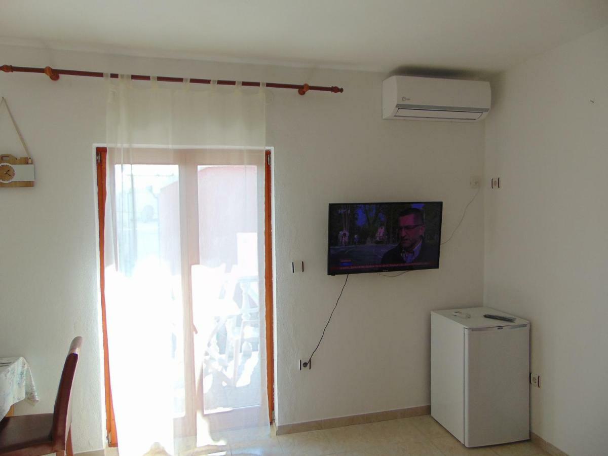 Apartment Maria Zara Esterno foto