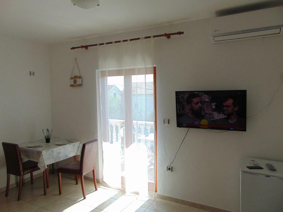 Apartment Maria Zara Esterno foto